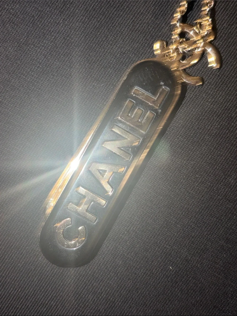 🪮 Chanel Beauty 🪞 compact Hair Comb / Mirror Pendant 🖤 Chain Necklace ⛓️